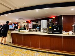 自助取餐区-汇泉王朝大饭店-旋转餐厅(南海路店)