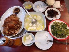 -聚首堂·特色小吃·肘子(什刹海德胜门店)