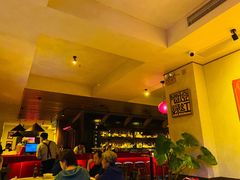 等位区-龙门阵茶屋川菜馆(武康路店)