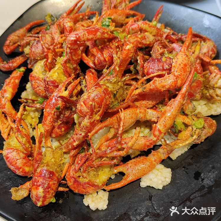 超级容易嗦手指的小龙虾