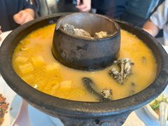 -彩云天云南餐厅