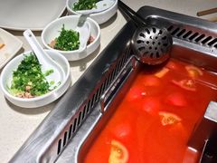 -海底捞火锅鲜切牛肉主题店(长寿路店)