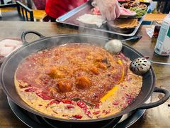 -黄潇洒老火锅(九眼桥宏济巷店)