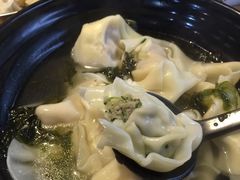 -真真鲜馄饨店(启蒙路店)