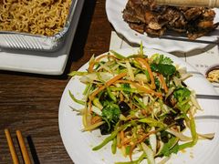 -三个大叔烤羊肉串·歌手驻唱·碳烤鲜肉(西三旗店)