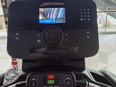 -帝豪斯健身俱乐部(市府恒隆广场店)