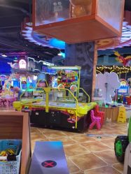 点击看大图 -卡通尼乐园(龙湖六合天街店)