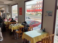 -雪湖煜辰鱼头老店(雪野湖店)