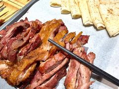 -小河公主秘制烤羊腿(小绿谷店)