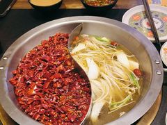 -沸炉重庆老火锅(军事博物馆店)