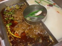 红白汤梭边鱼-新辣道鱼火锅(国瑞城店)
