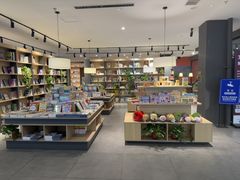 -魔方城市书房(中街益田店)