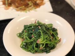 -小龙酒家(桂平路店)