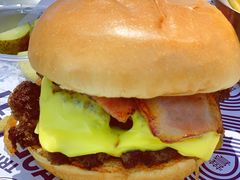 -TRIPS BURGER(大钟寺店)
