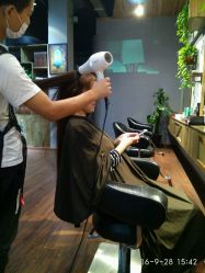 -M hair salon