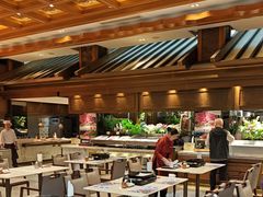 -舜耕山庄四时万和自助餐厅