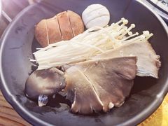 菌菇拼盘-丽江庭院之爱在路上(西单店)