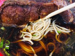 -小龙大肉面馆