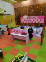 -莫莉幻想儿童乐园(武汉经开永旺店)