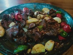 -老东镇啤酒屋海鲜加工·蒸汽海鲜·海鲜烧烤(台东店)