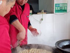 -水丰锅贴(延吉东路店)