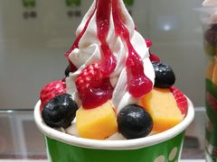 -同济大学本部学苑饮食广场