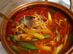 酸汤笋丝牛干巴-云腾食府·云南菜