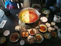-湊湊火锅·茶憩(新中关购物中心店)