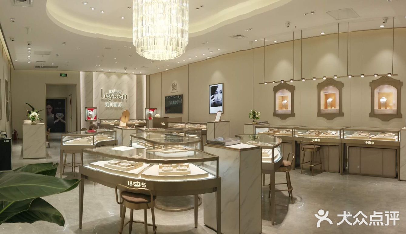 钻戒如果叠戴是一种什么样的感觉