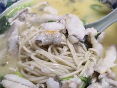 -明呈黄鱼面馆(斜土路店)