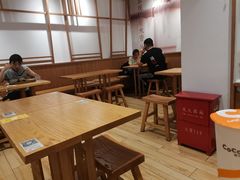 大堂-小满手工粉(上海文峰广场店)