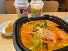 -阿香米线(凯德广场.1818店)