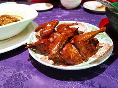 盐焗乳鸽-惠食佳·朱雀(东方商厦店)