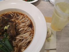 -康师傅私房牛肉面(马泉营奥莱店)