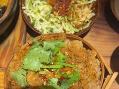 -有红鸡毛店·砂锅菜(抚琴夜市店)