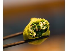 荠菜菌菇素小笼包-苏湘杭(普罗旺世店)
