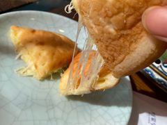 拉丝奶酪饼-蒙亨·手把肉·蒙古包文化主题餐厅(天恒广场店)