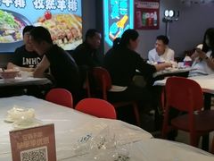 -石牌岭小亮蒸虾•湖北老字号(左岭店)