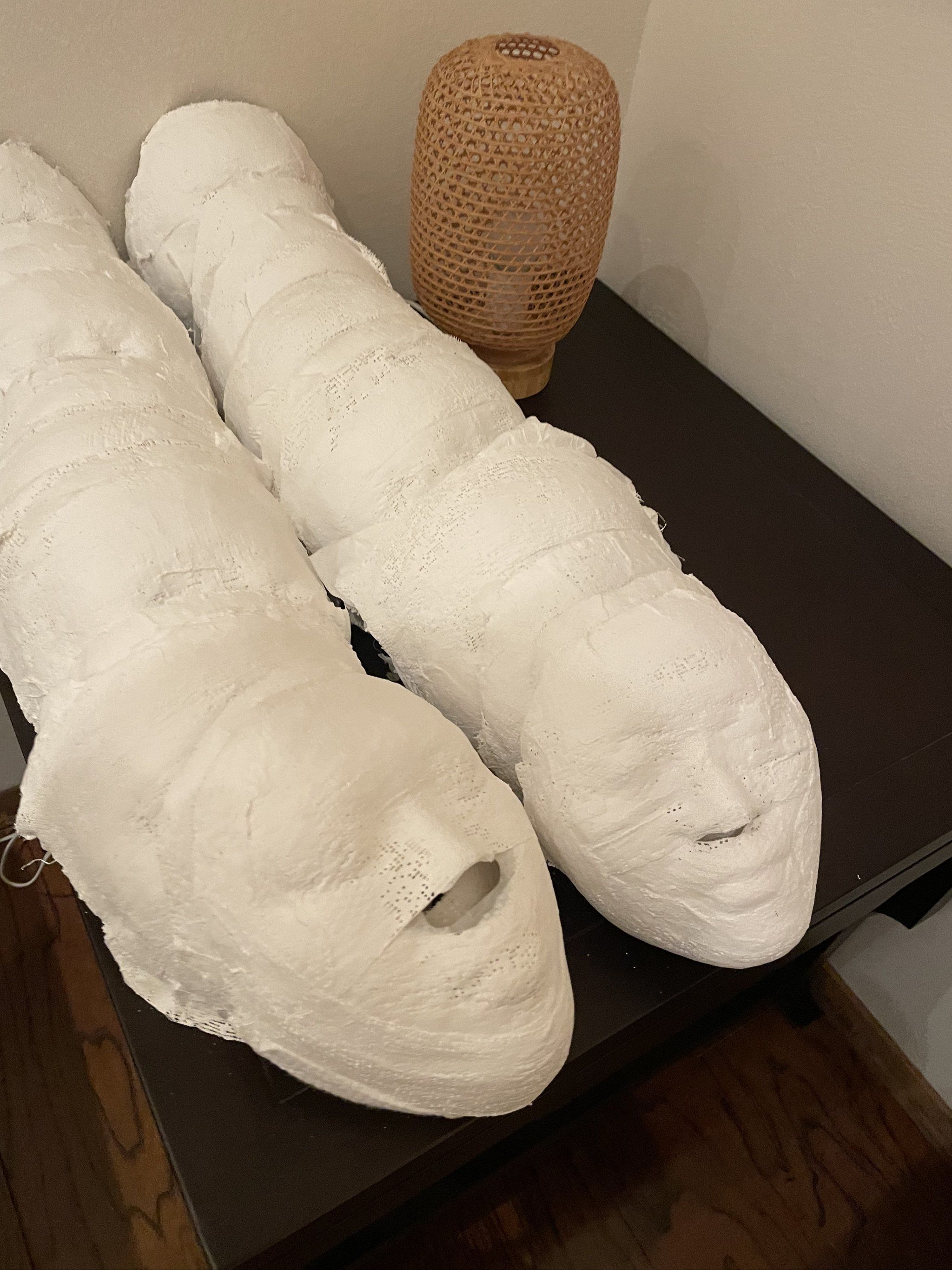 新奇体验,我在地下室做"木乃伊"