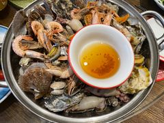 精品什锦海鲜锅-永红源·啤酒烧烤海鲜大排档(台柳路店)