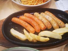 特色烤肠拼盘-萨莉亚意式餐厅(星海广场店)