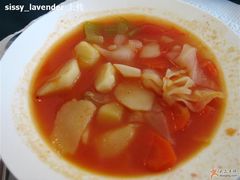 牛肉红菜汤(RMB10.00)-露西亚咖啡西餐厅(哈尔滨俄侨纪念馆店)