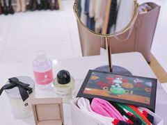 -nana showroom娜娜家服装店