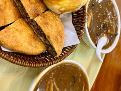 -穆彦华逍遥镇胡辣汤(岗坡路店)