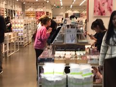 -名创优品(天河区正佳广场二店)