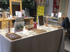 -肆兮眼镜·蔡司·徕卡战略合作店(大坪店)