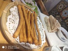 -小小河边鱼(天润城店)