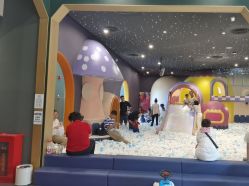 -MELAND CLUB亲子乐园·派对·餐厅(北京芳圆里ID MALL店)