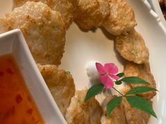 香煎山药虾饼-川旺角川粤融合菜•海景餐厅(星海广场店)