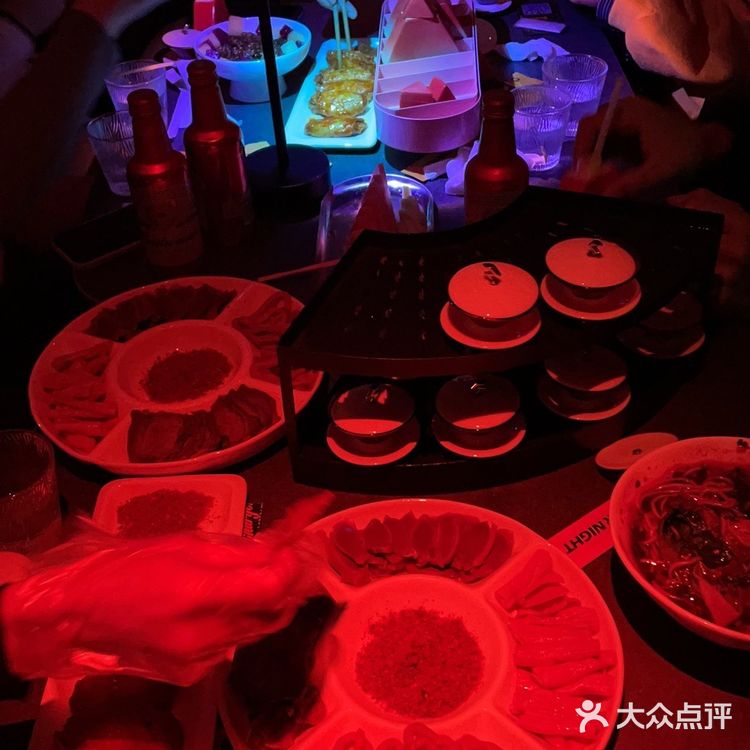 隐藏在宽窄巷子里面的四合院酒馆